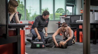 first-aid-training-in-the-work-place