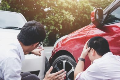 car-accident-2men